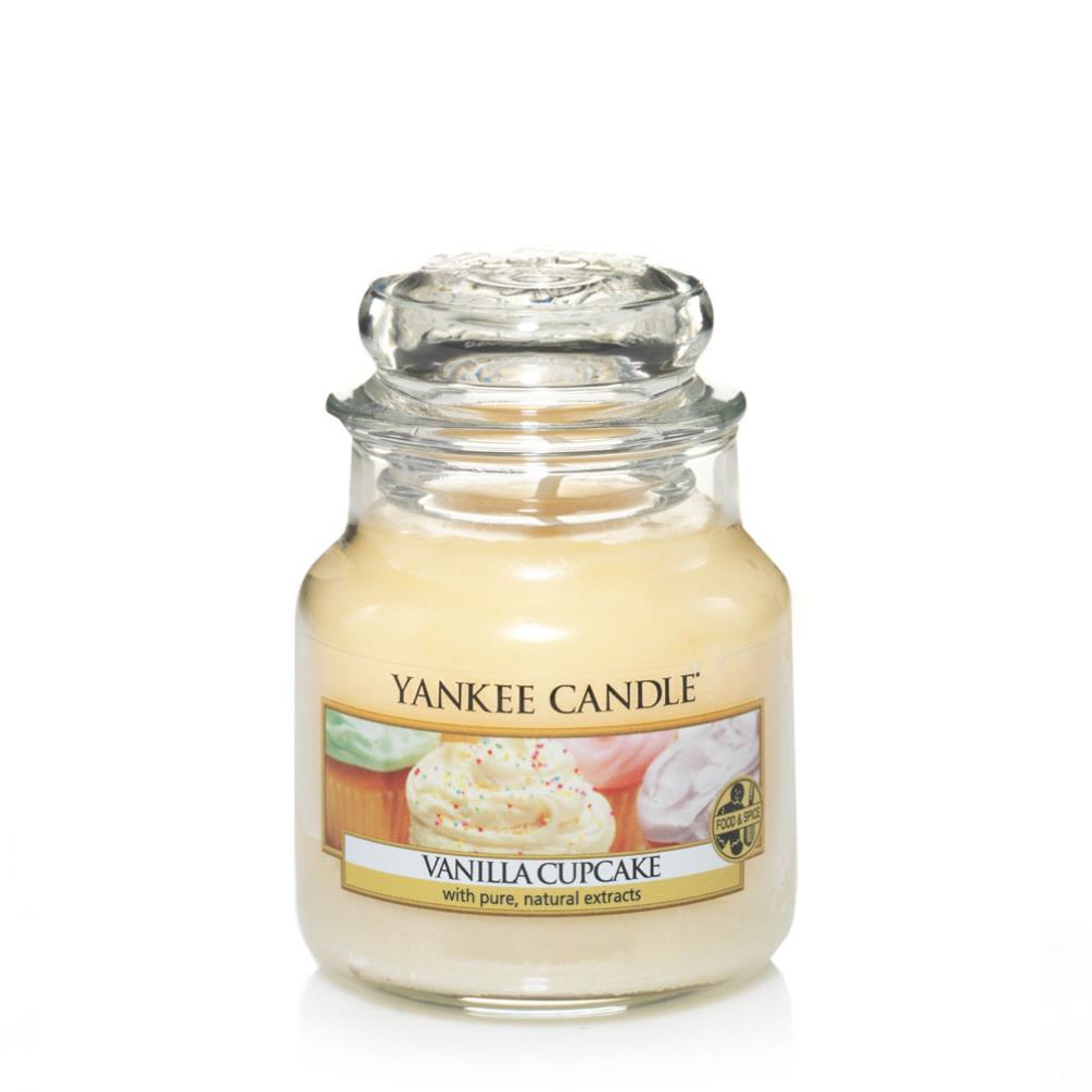 Yankee Candle Vanilla Cupcake Small Jar £7.99
